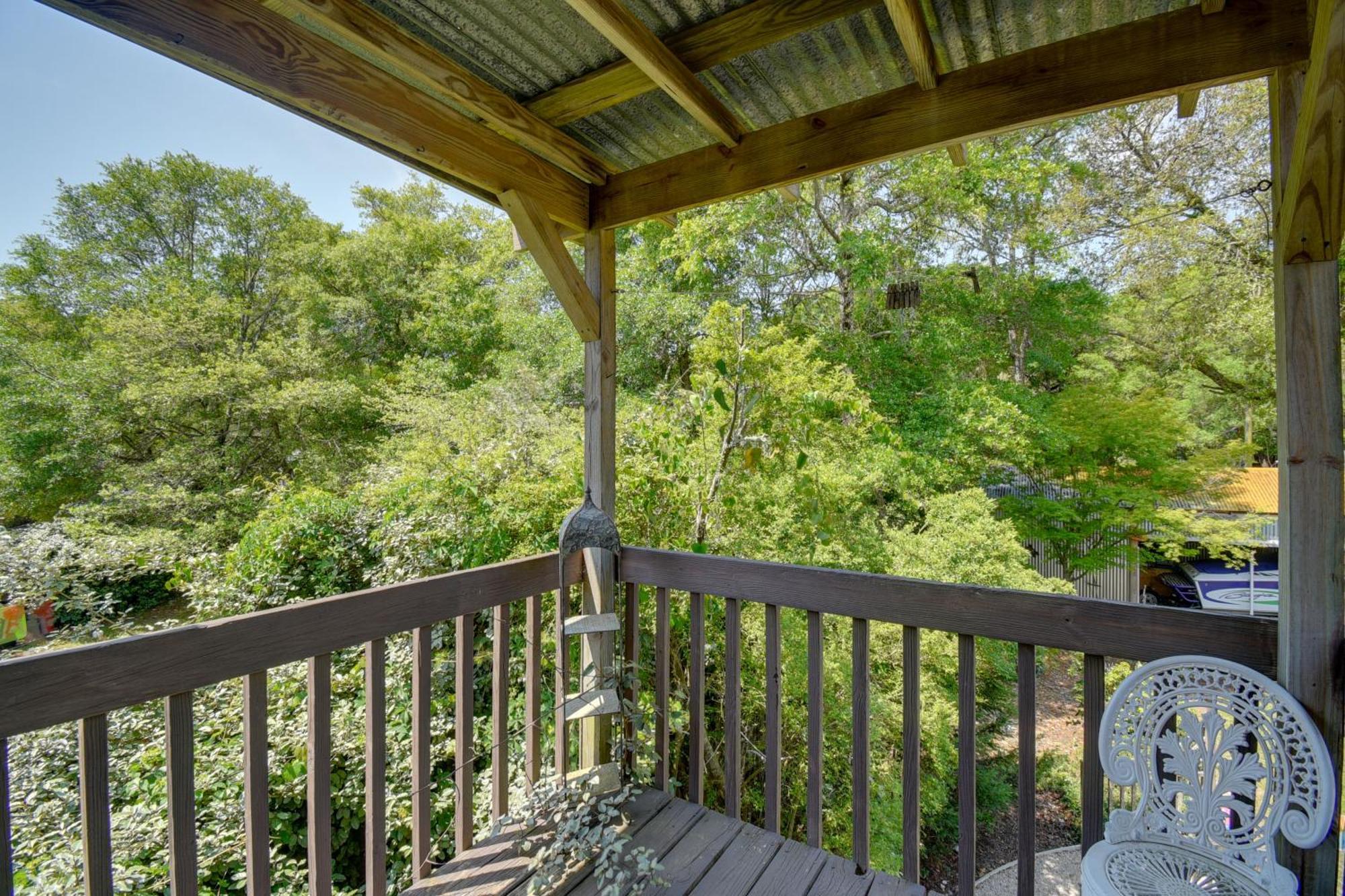 Ocean Isle Apartment With Balcony, 1 Mi To Beach! Оушън Айл Бийч Екстериор снимка
